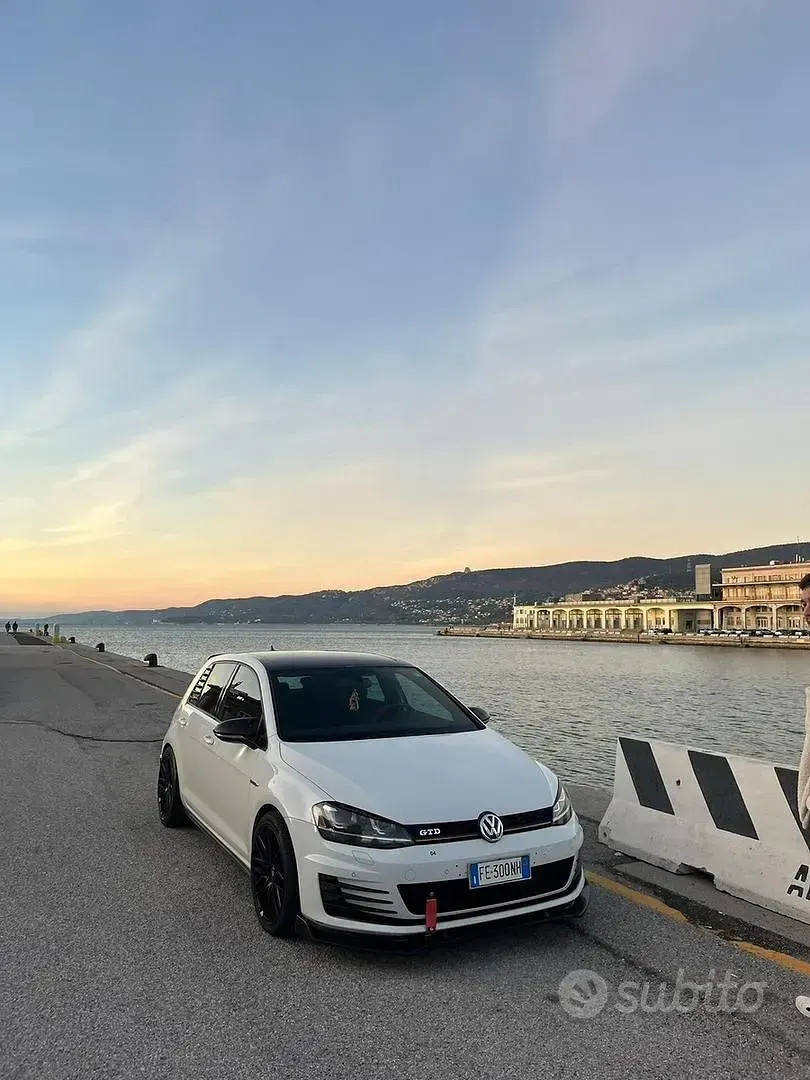 Usata VW Golf VII 184 CV (135 kW) 2015 Bianco Coupé