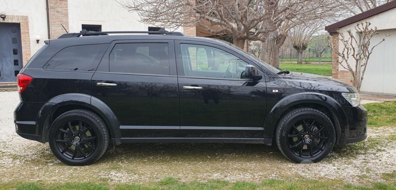 Usata Fiat Freemont 170 CV (125 kW) 2012 Nero SUV