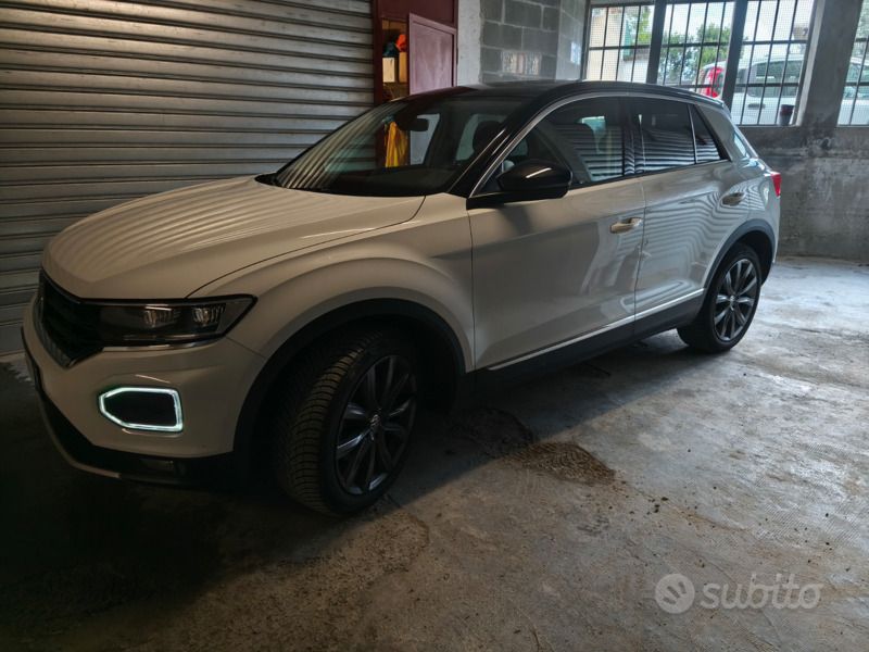 Usata VW T-Roc 150 CV (110 kW) 2018 Bianco SUV