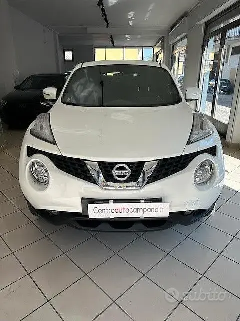 Usata Nissan Juke Tekna 110 CV (80 kW) 2015 Bianco SUV