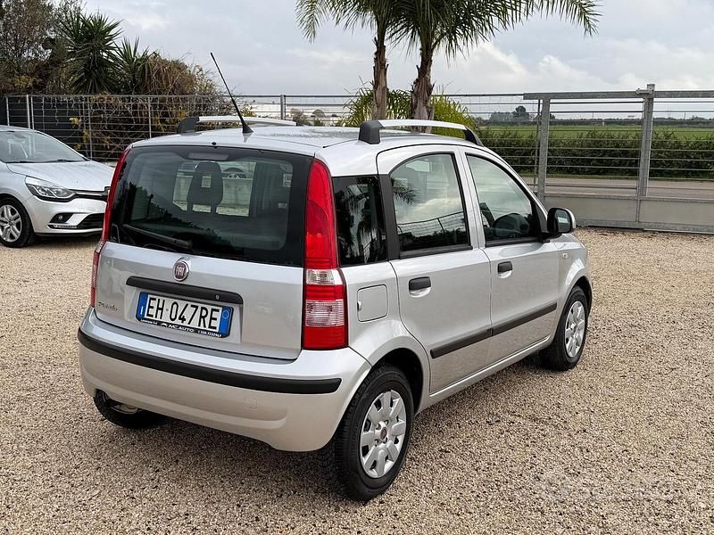Usata Fiat Panda Dynamic 69 CV (50 kW) 2011 Grigio Berlina