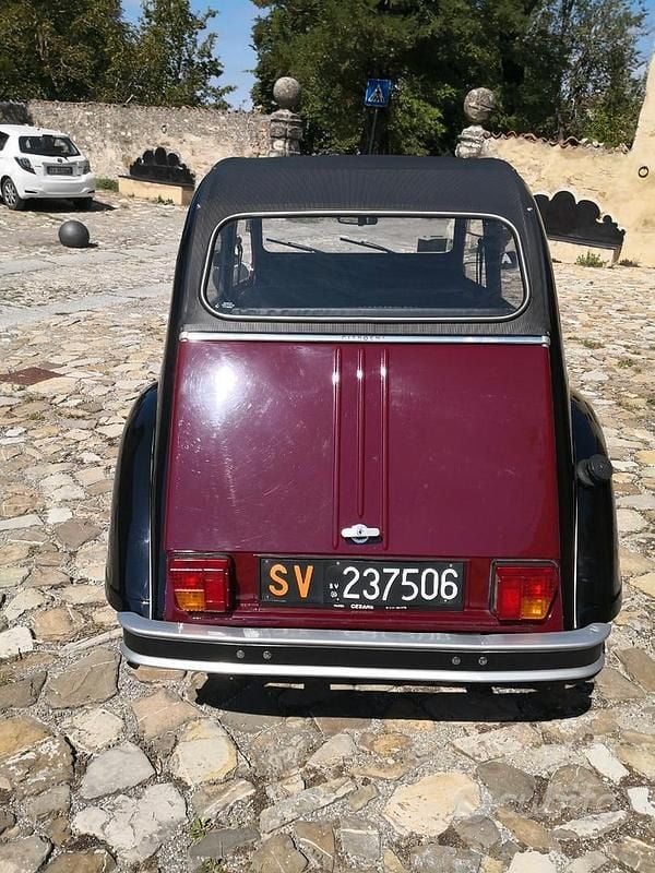 Usata Citroën 2CV Charleston 29 CV (21 kW) 1981 Berlina