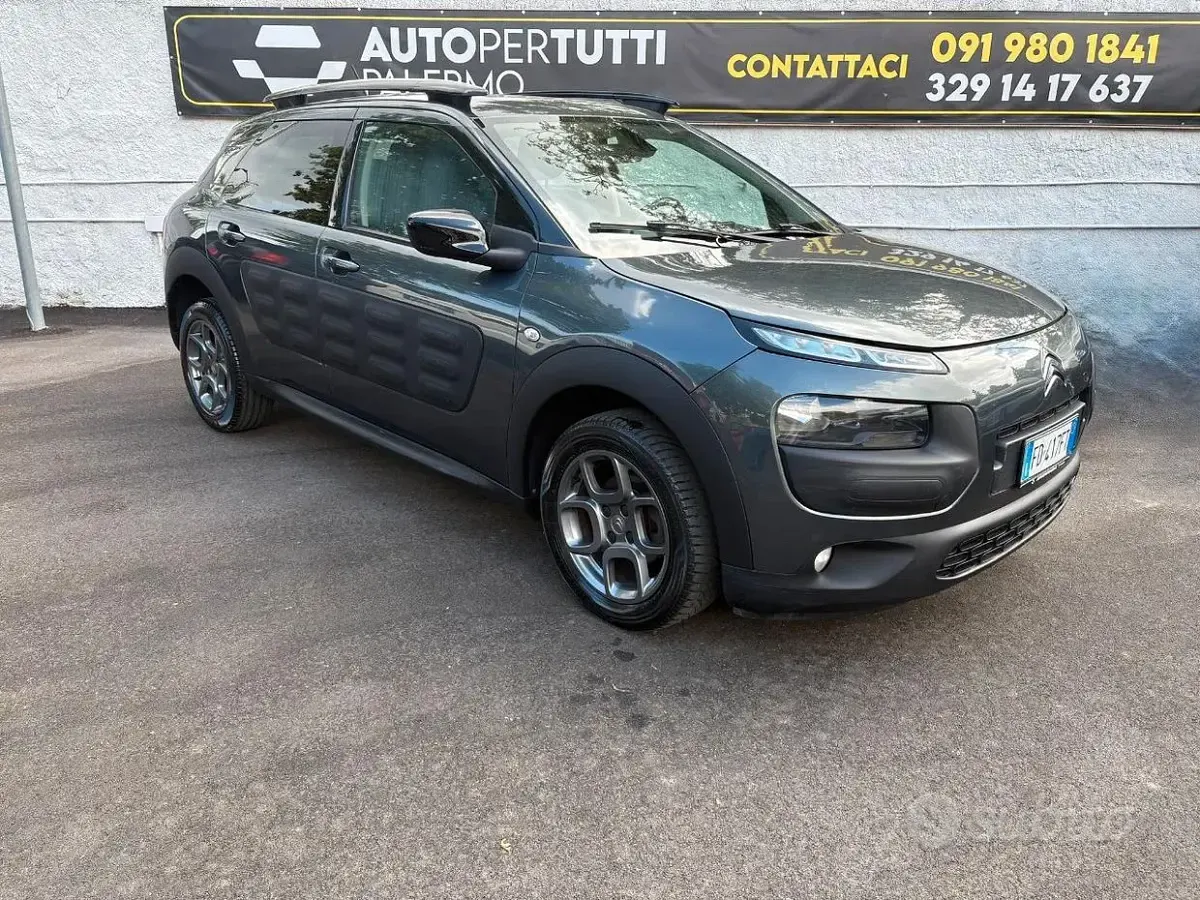 Usata Citroën C4 Shine 99 CV (72 kW) 2016 Grigio SUV