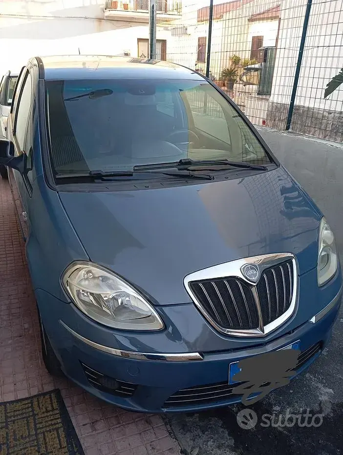 Usata Lancia Musa 69 CV (50 kW) 2007 Monovolume