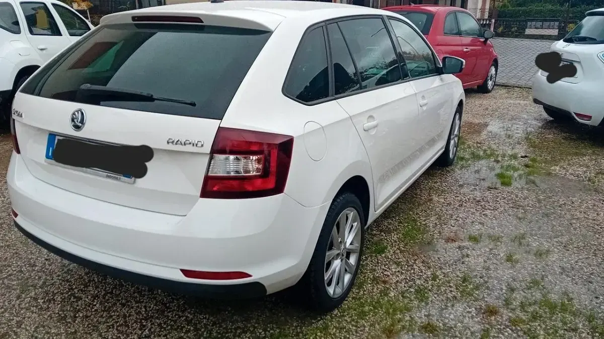Usata Skoda Rapid Ambition 90 CV (66 kW) 2018 Bianco Berlina