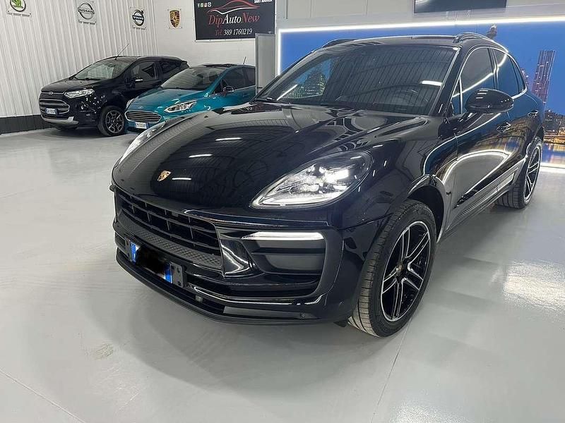 Usata 2022 Porsche Macan SUV | 63.000 € (Buon prezzo) - Immagine 1/4