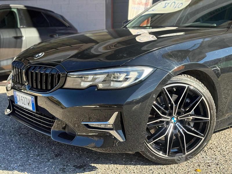 Usata BMW 330 Sport Line 265 CV (194 kW) 2020 Nero Berlina