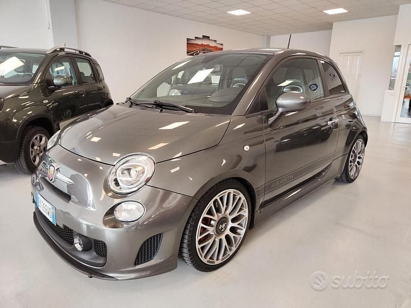 Usata Abarth 500 Custom 135 CV (99 kW) 2015 Grigio Utilitaria