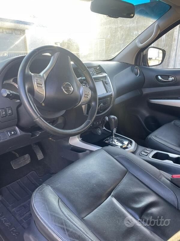 Usata Nissan Navara 190 CV (139 kW) 2017 Pick-up