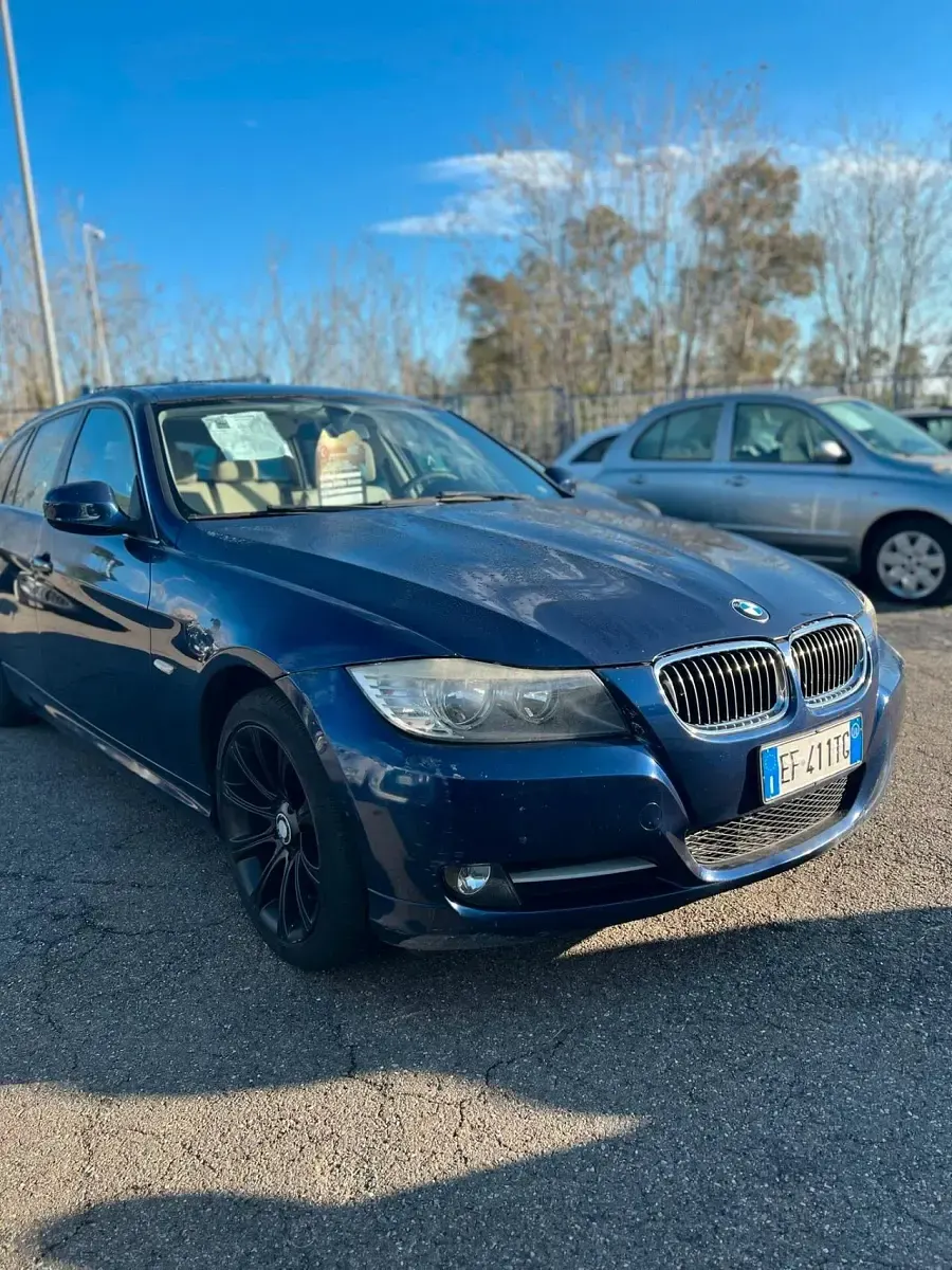 Usata BMW 316 115 CV (84 kW) 2010 Blu Station wagon