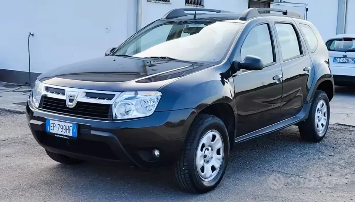 Usata Dacia Duster 105 CV (77 kW) 2012 Nero SUV