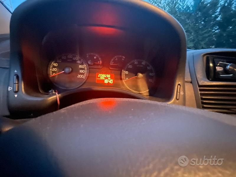 Usata Fiat Punto 2005 Nero Utilitaria