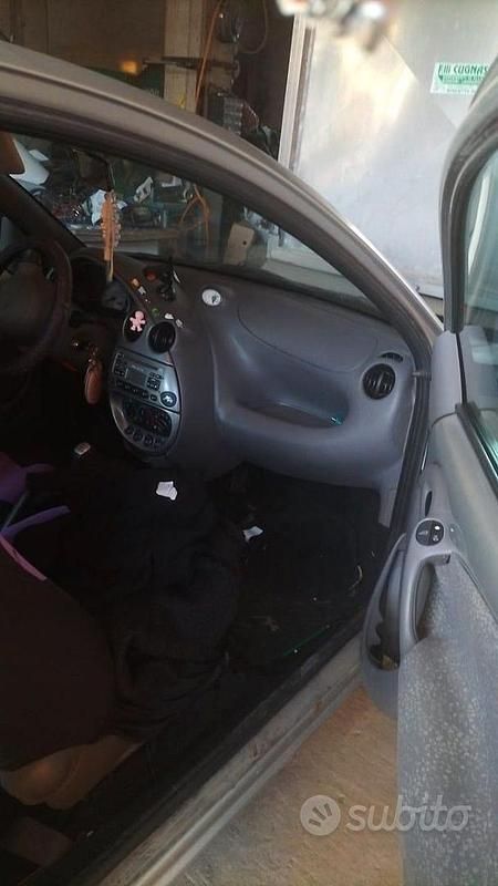 Usata Ford Ka 60 CV (44 kW) 1999 Utilitaria