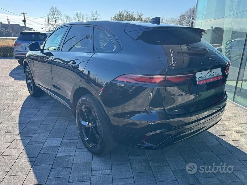 Usata Jaguar F-Pace R-Dynamic 204 CV (150 kW) 2023 Nero SUV