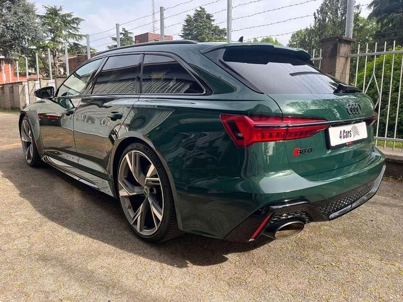 Usata Audi RS6 600 CV (441 kW) 2021 Verde Station wagon