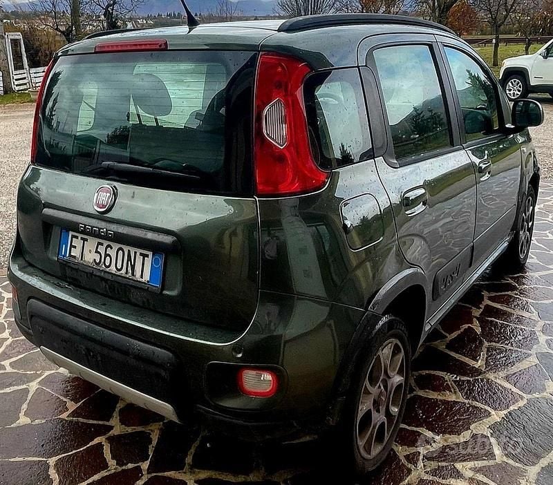 Usata Fiat Panda 4x4 80 CV (58 kW) 2014 Verde Utilitaria
