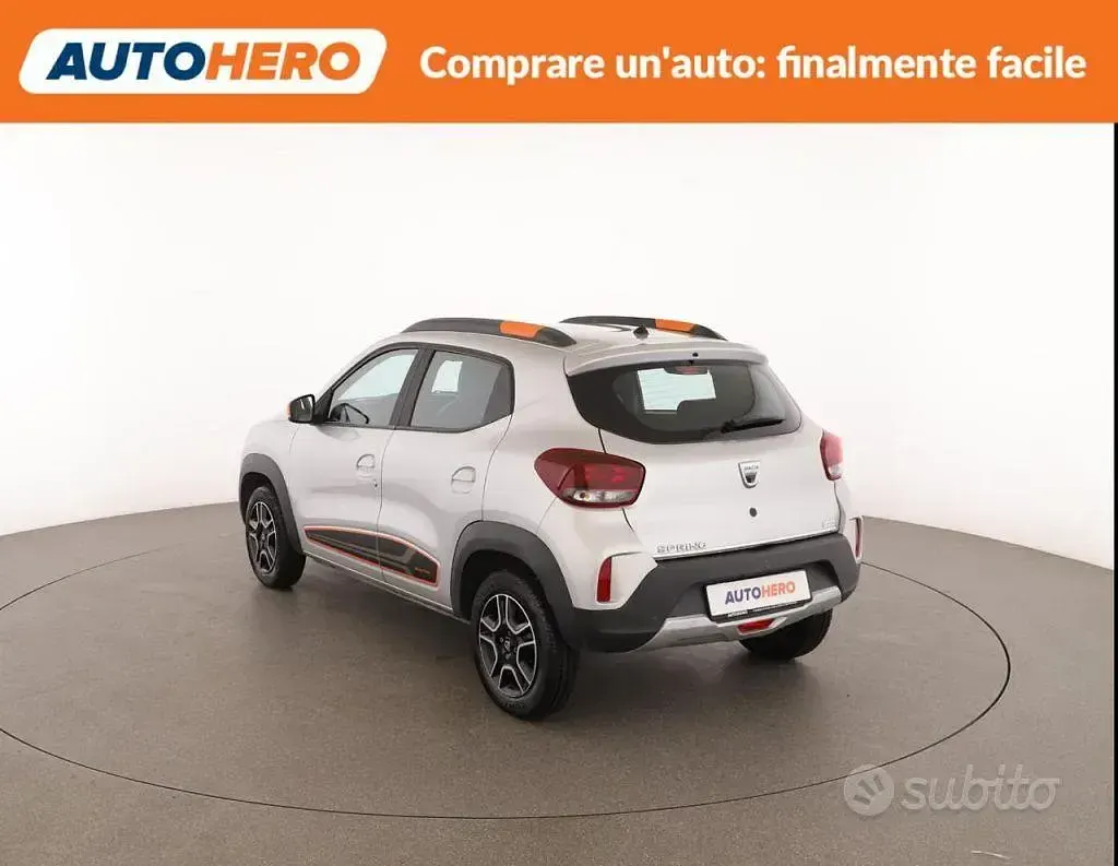 Usata Dacia Spring Comfort Plus 17 kW (24 CV) 2021 Grigio Utilitaria