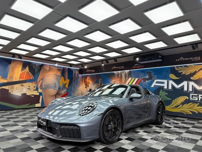 Usata Porsche 911 Targa 4 541 CV (397 kW) 2025 Grigio Cabrio