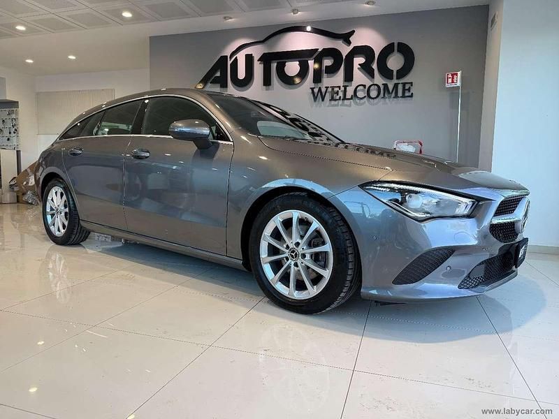 Usata Mercedes CLA180 Shooting Brake 116 CV (85 kW) 2022 Grigio Station wagon