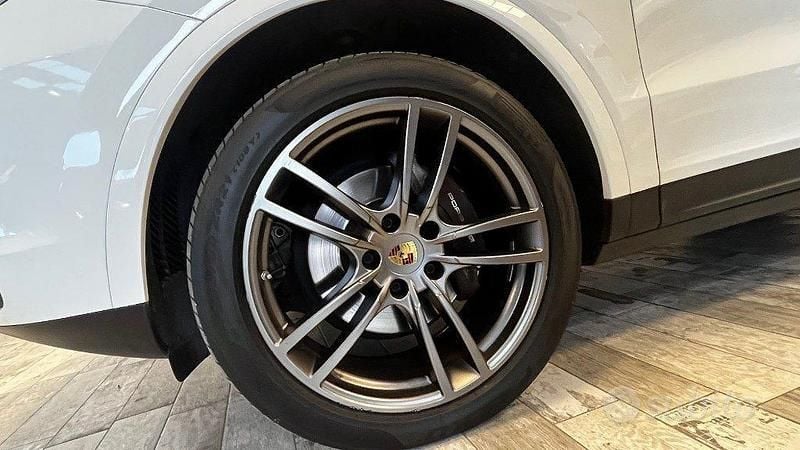 Usata Porsche Cayenne 340 CV (250 kW) 2018 Bianco SUV