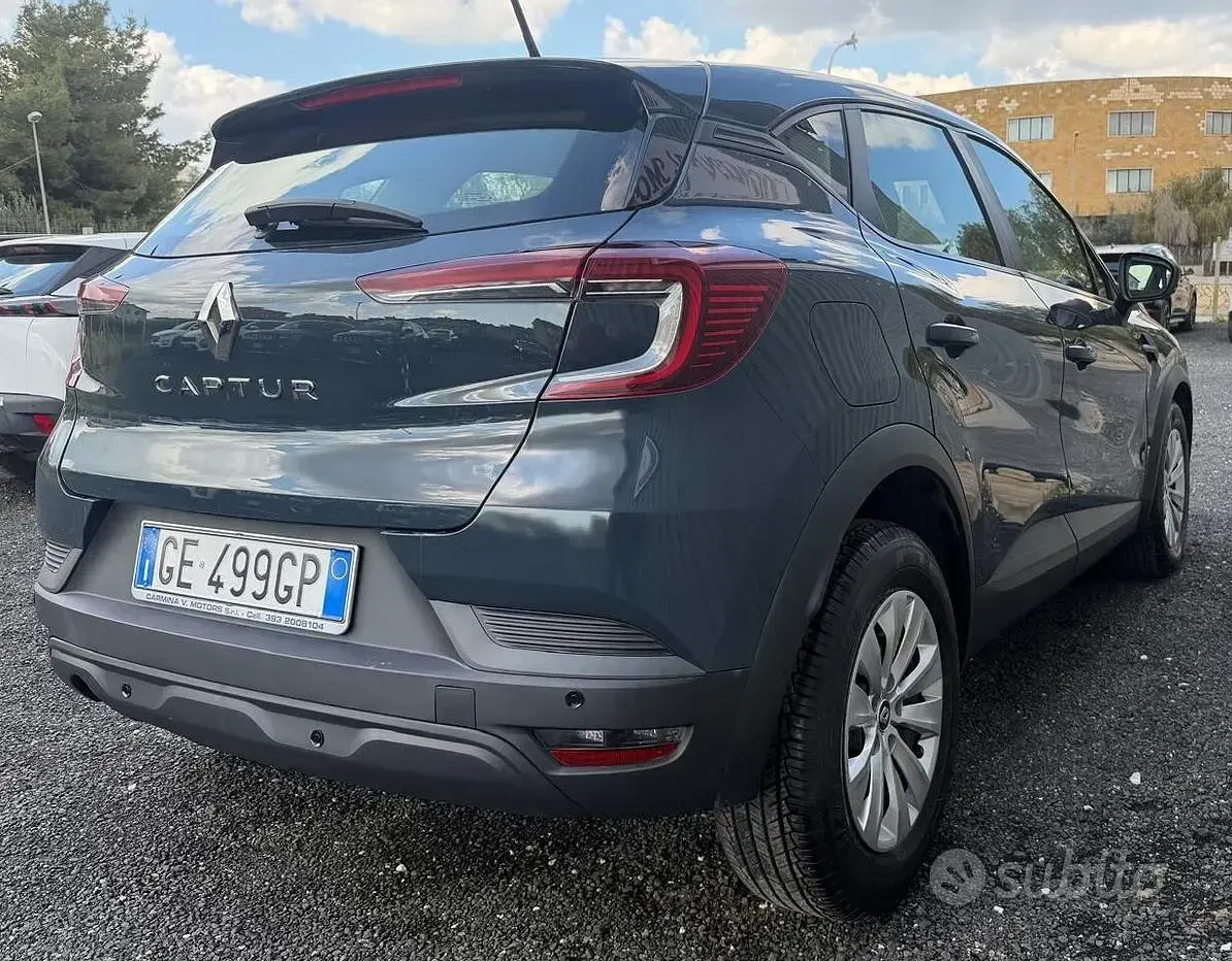 Usata Renault Captur 95 CV (69 kW) 2021 Blu SUV