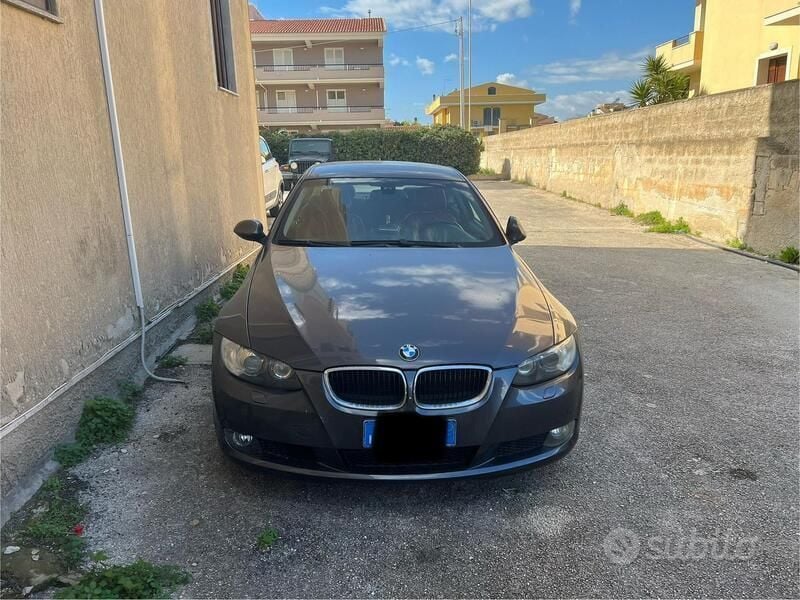 Usata BMW 320 177 CV (130 kW) 2007 Grigio Coupé
