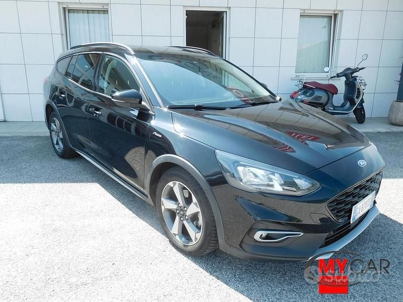 Usata Ford Focus Active 125 CV (91 kW) 2020 Nero Station wagon