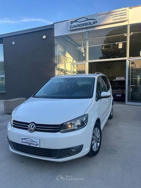 Usata VW Touran 150 CV (110 kW) 2011 Bianco Monovolume