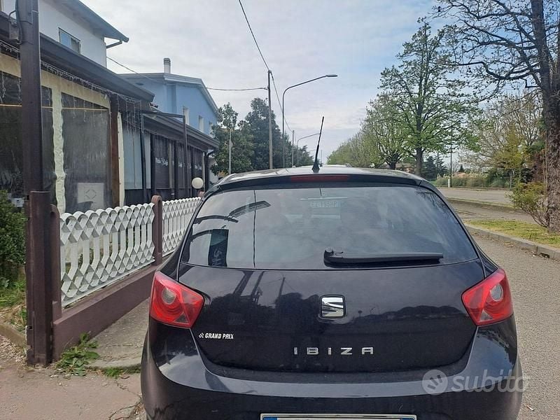Usata Seat Ibiza 81 CV (59 kW) 2012 Berlina