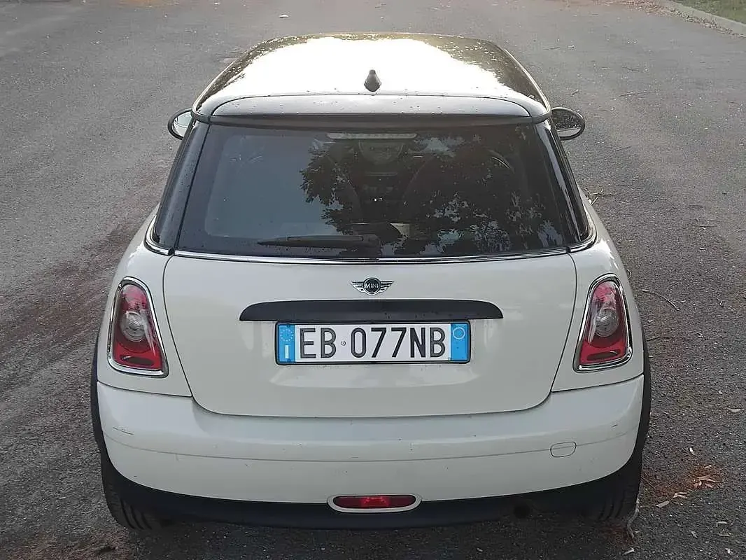 Usata Mini ONE 75 CV (55 kW) 2010 Utilitaria