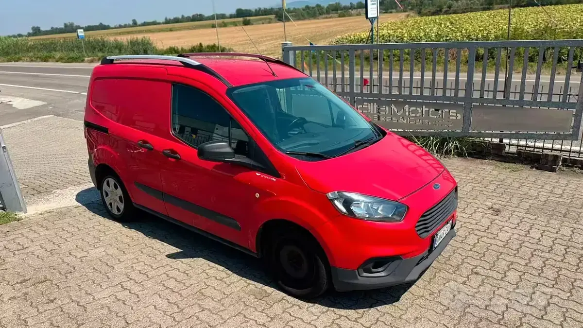 Usata Ford Transit 75 CV (55 kW) 2019 Rosso Furgone