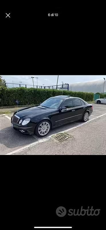 Usata Mercedes E320 224 CV (164 kW) 2008 Nero Berlina