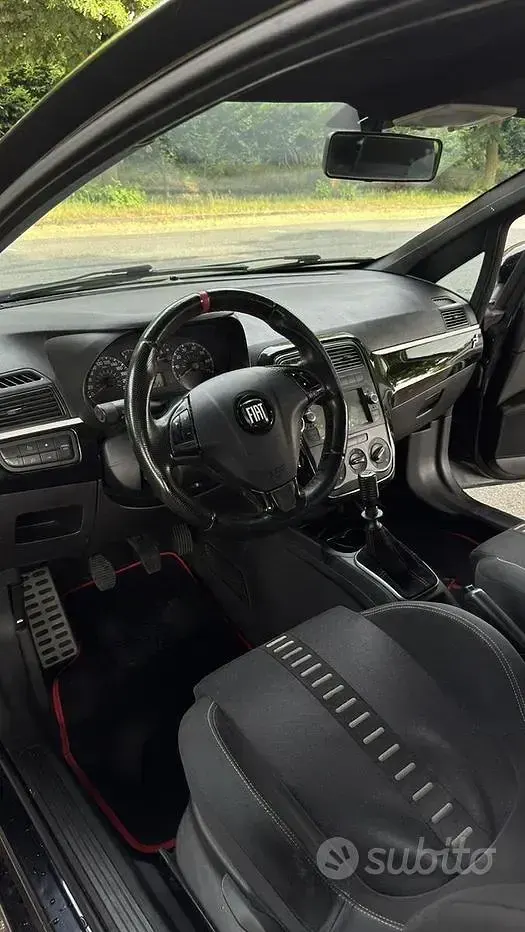 Usata Fiat Grande Punto 65 CV (47 kW) 2006 Nero Utilitaria