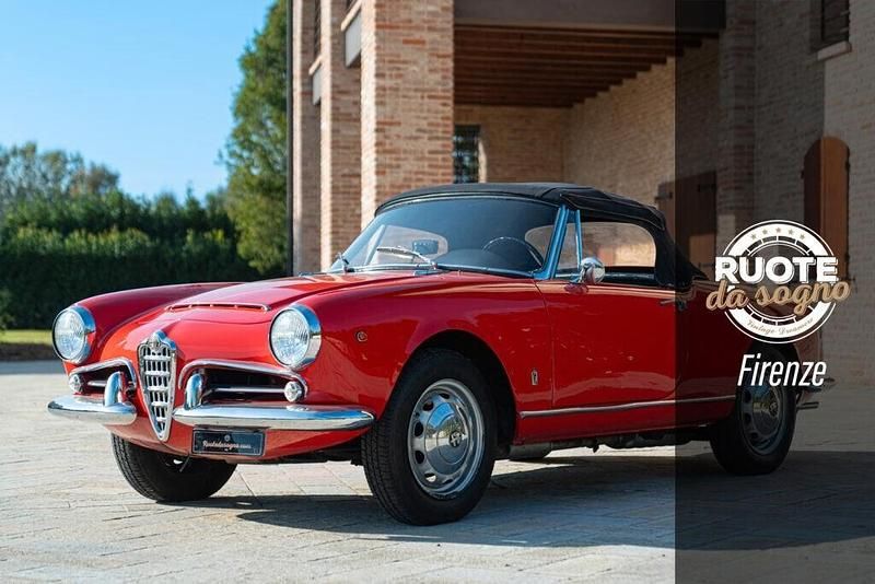 Usata Alfa Romeo Giulia Spider 89 CV (65 kW) 1964 Rosso Cabrio