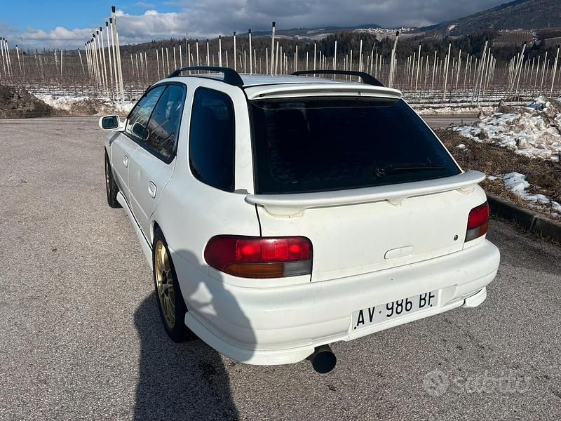 Usata Subaru Impreza 1997 Bianco Station wagon