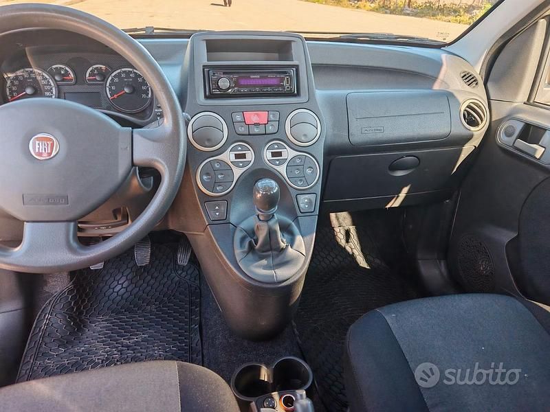 Usata Fiat Panda 70 CV (51 kW) 2011 Utilitaria