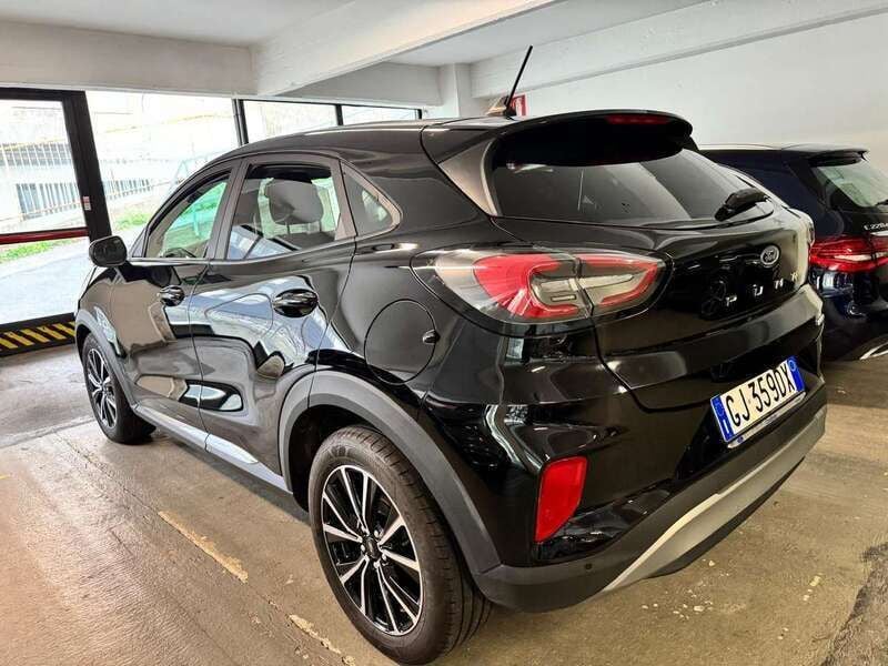 Usata Ford Puma Titanium 125 CV (91 kW) 2022 Nero SUV