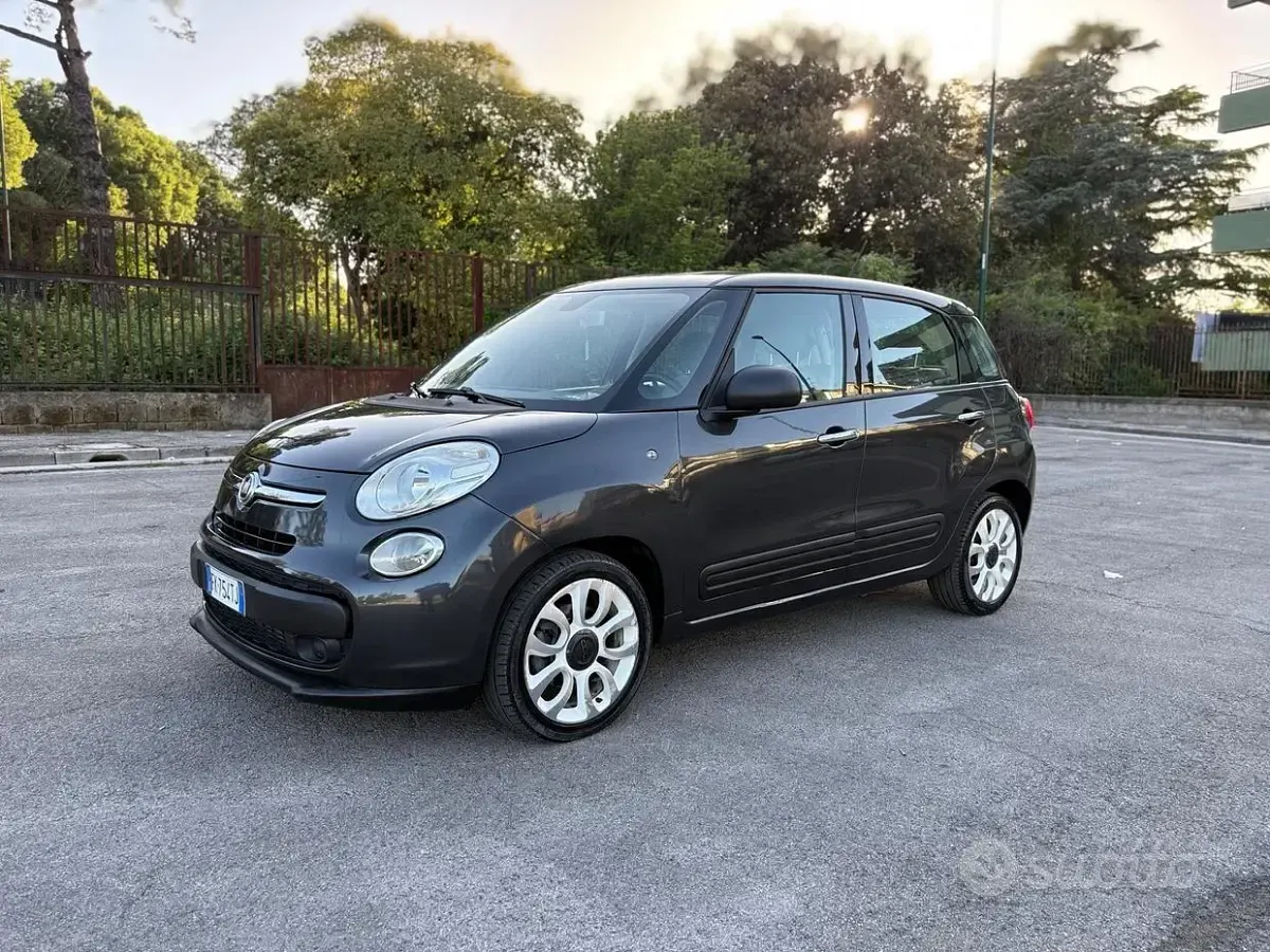 Usata Fiat 500L Lounge 95 CV (69 kW) 2017 Grigio Monovolume