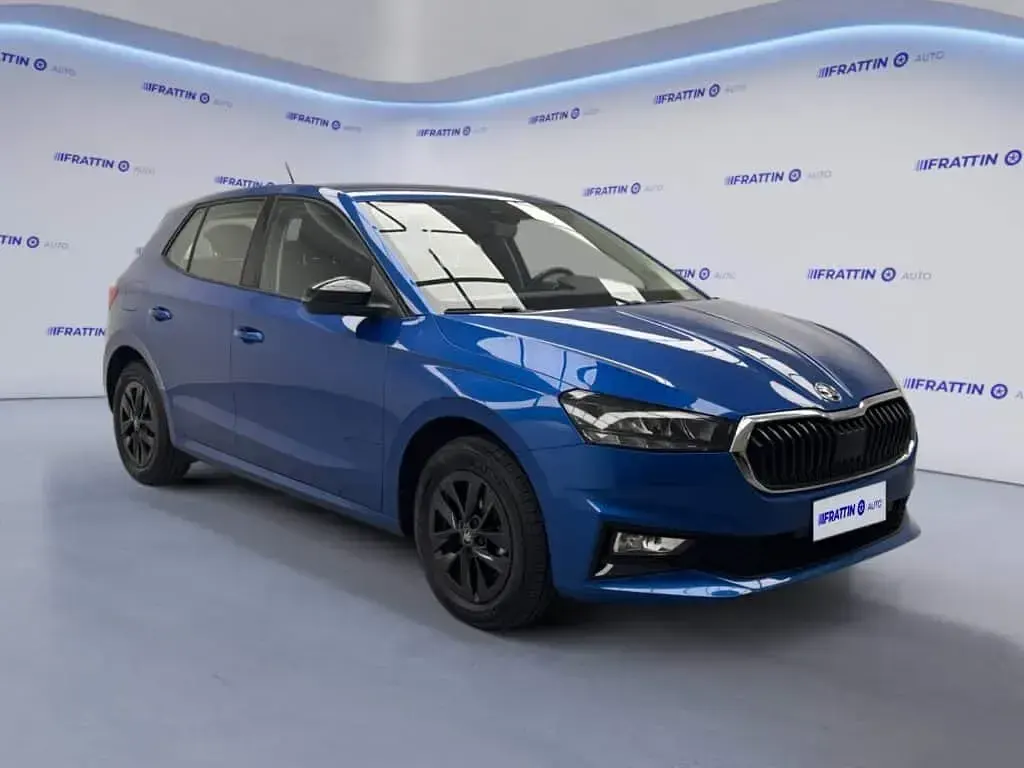 Usata Skoda Fabia 95 CV (69 kW) 2025 Grigio scuro Utilitaria