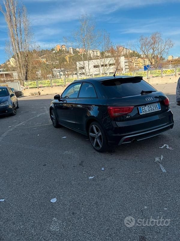 Usata Audi A1 S-Line 105 CV (77 kW) 2012 Nero Utilitaria