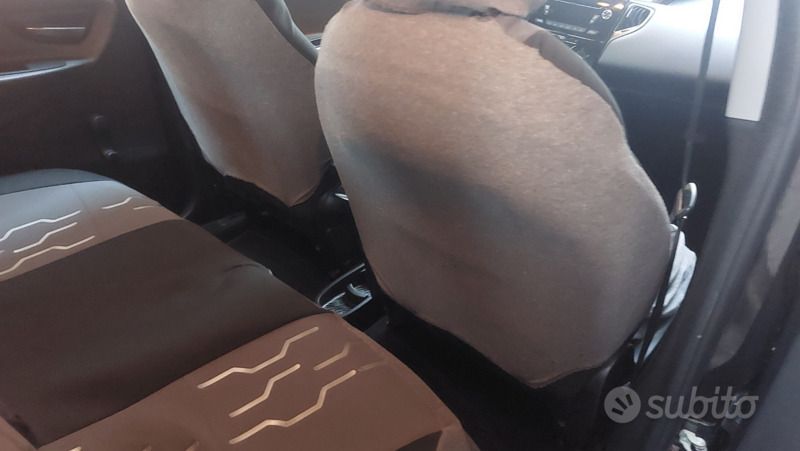 Usata Lancia Ypsilon 69 CV (50 kW) 2015 Nero Utilitaria