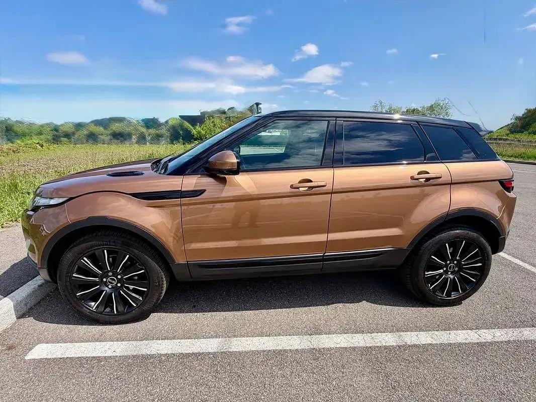 Gebraucht Land Rover Range Rover evoque Pure 150 PS (110 kW) 2013 Braun SUV