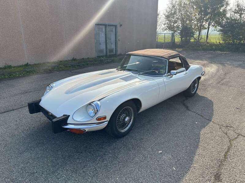 Usata Jaguar E-Type 272 CV (200 kW) 1973 Bianco Cabrio