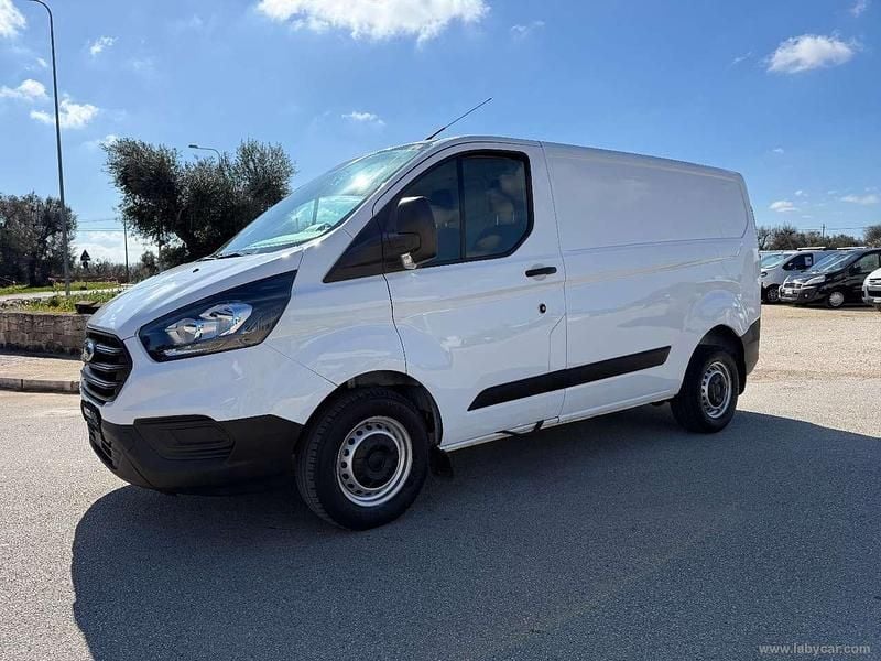 Usata Ford Transit Custom 107 CV (78 kW) 2021 Bianco Furgone