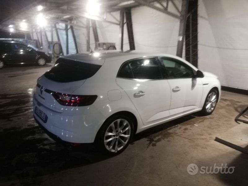 Usata Renault Mégane IV 90 CV (66 kW) 2018 Bianco Berlina