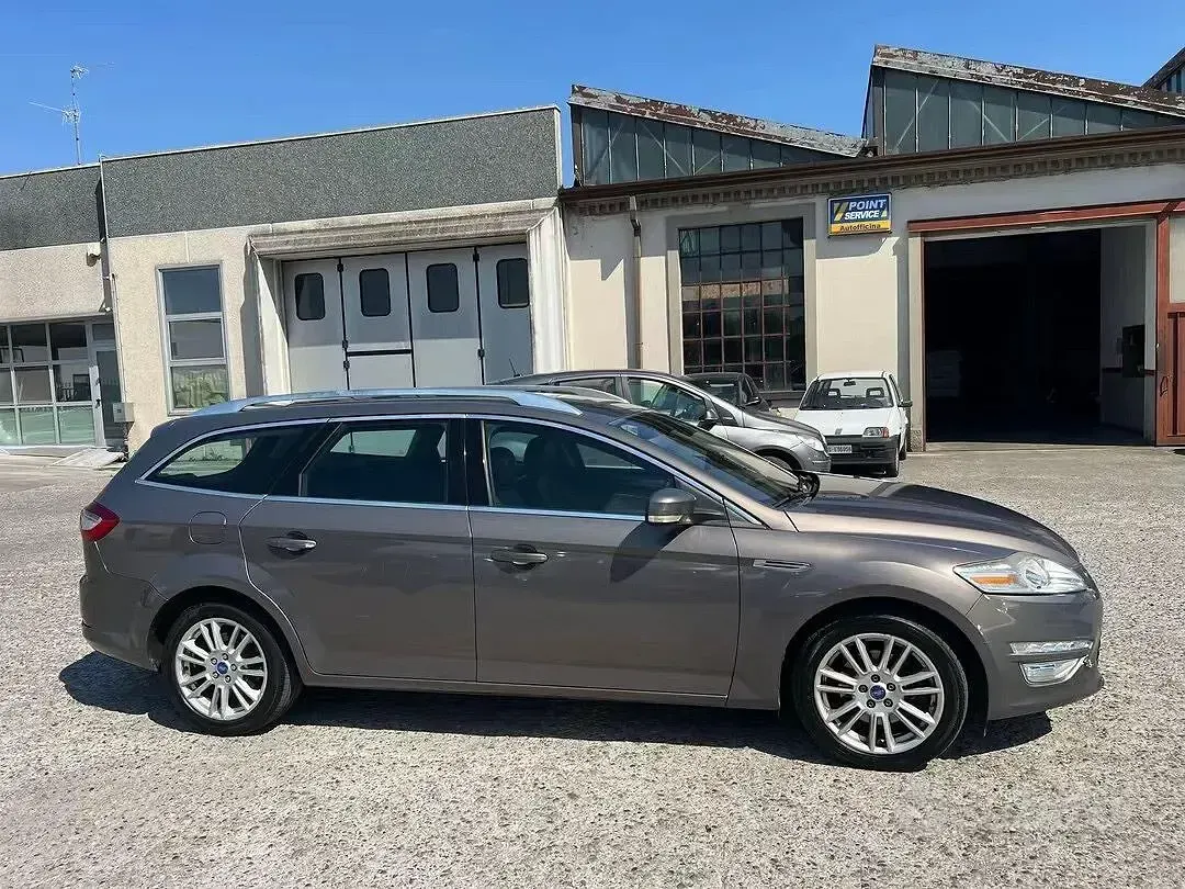Usata Ford Mondeo 116 CV (85 kW) 2011 Grigio Station wagon