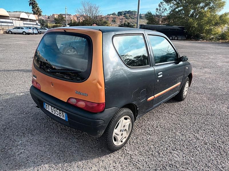 Usata Fiat 600 2001 Grigio Berlina