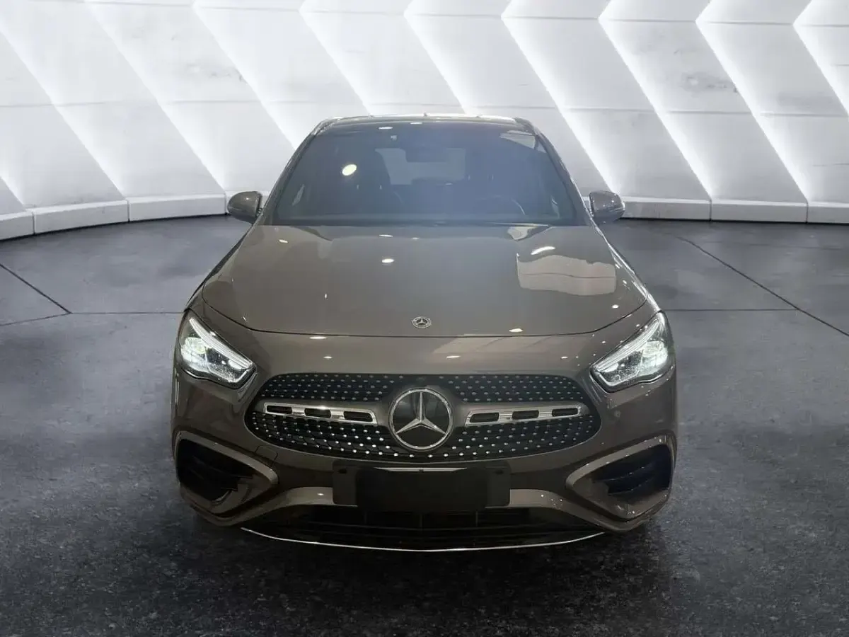 Usata Mercedes GLA200 Advanced Plus 150 CV (110 kW) 2025 Other SUV