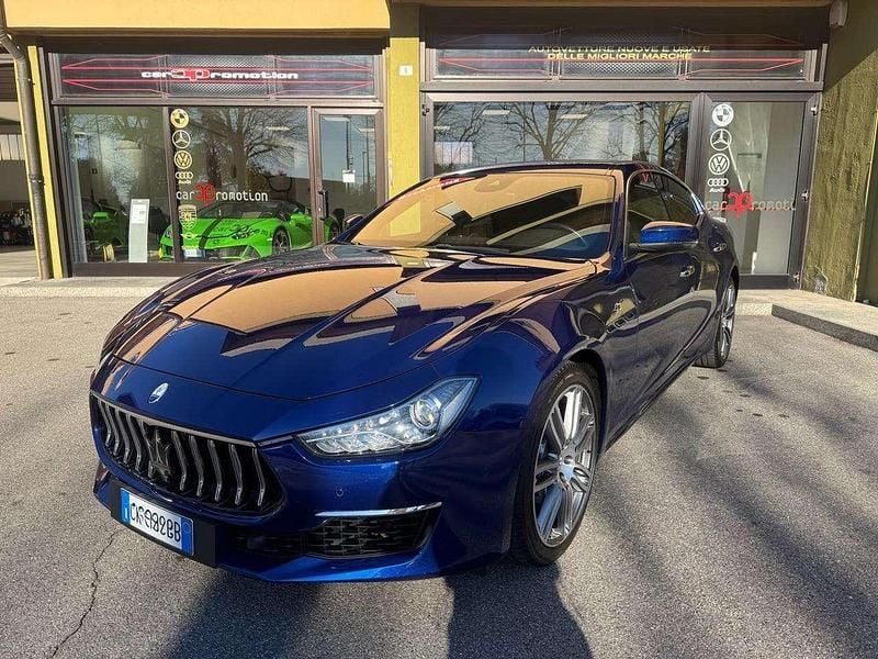 Usata Maserati Ghibli GT 330 CV (242 kW) 2022 Blu Berlina