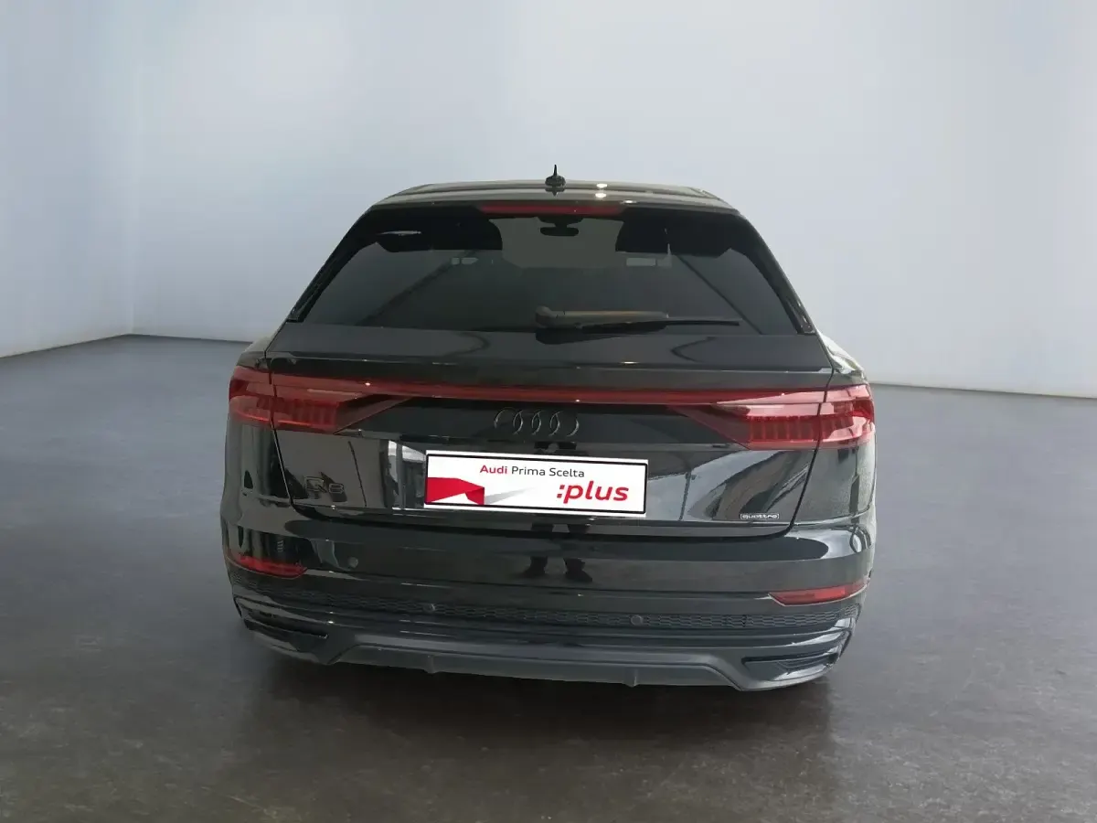 Usata Audi Q8 Sport 286 CV (210 kW) 2023 Nero SUV